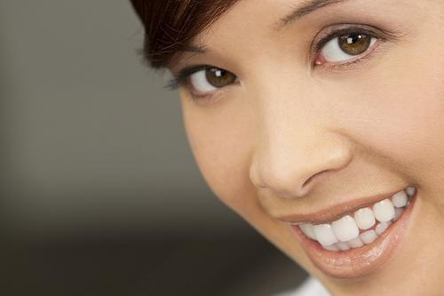 What are the benefits of visiting a dentist regularly?